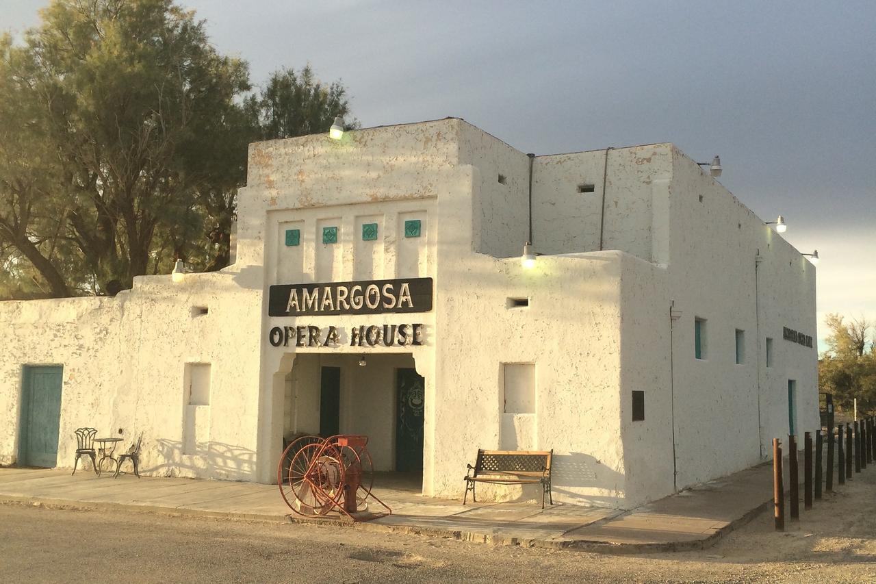 Amargosa Opera House & Hotel Death Valley Junction Exteriör bild